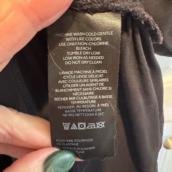 Anthropologie Black Ruched Material Short Sleeve Blouse Size 3X - Picture 7 of 10